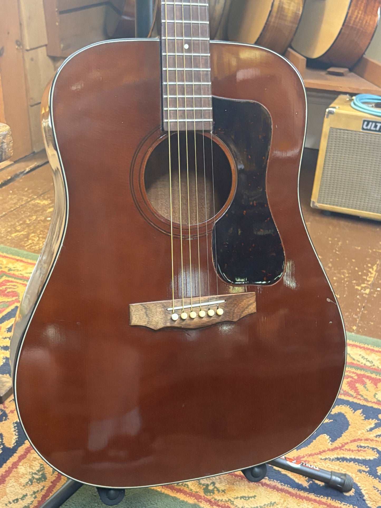 Guild D-25 Acoustic Guitar c. 1978 - USED