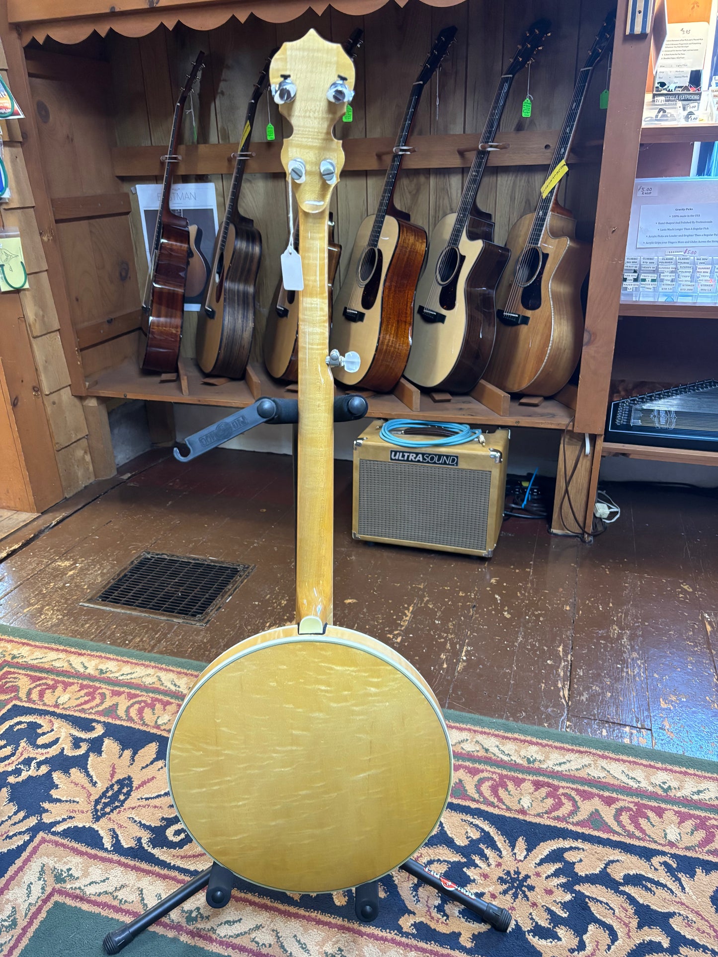 Deering Maple Blossom c. 1986 5-String Resonator Banjo with Hardshell Case - USED