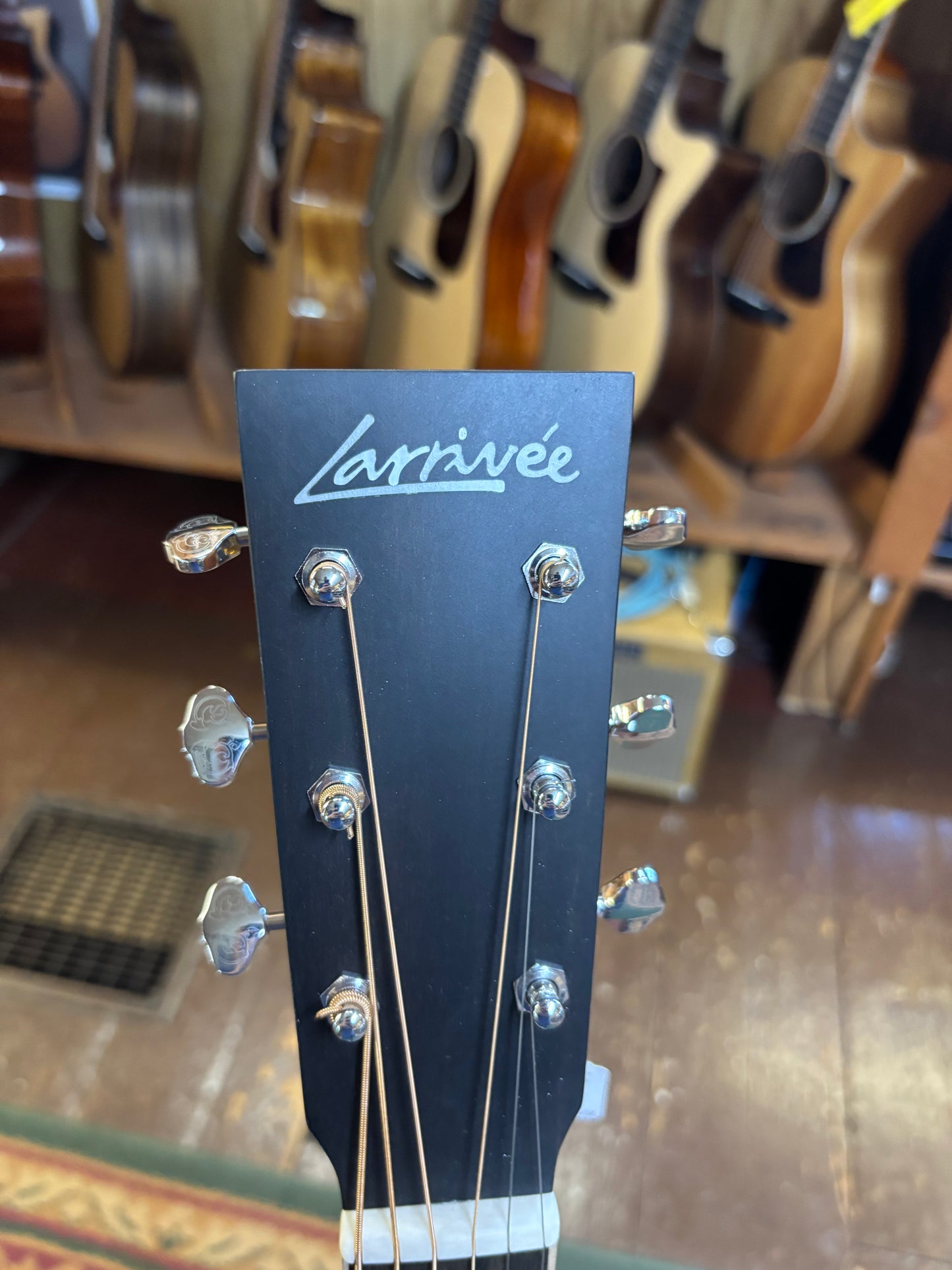 Larrivee Simple 6 Dreadnought Sunset Burst Acoustic Guitar