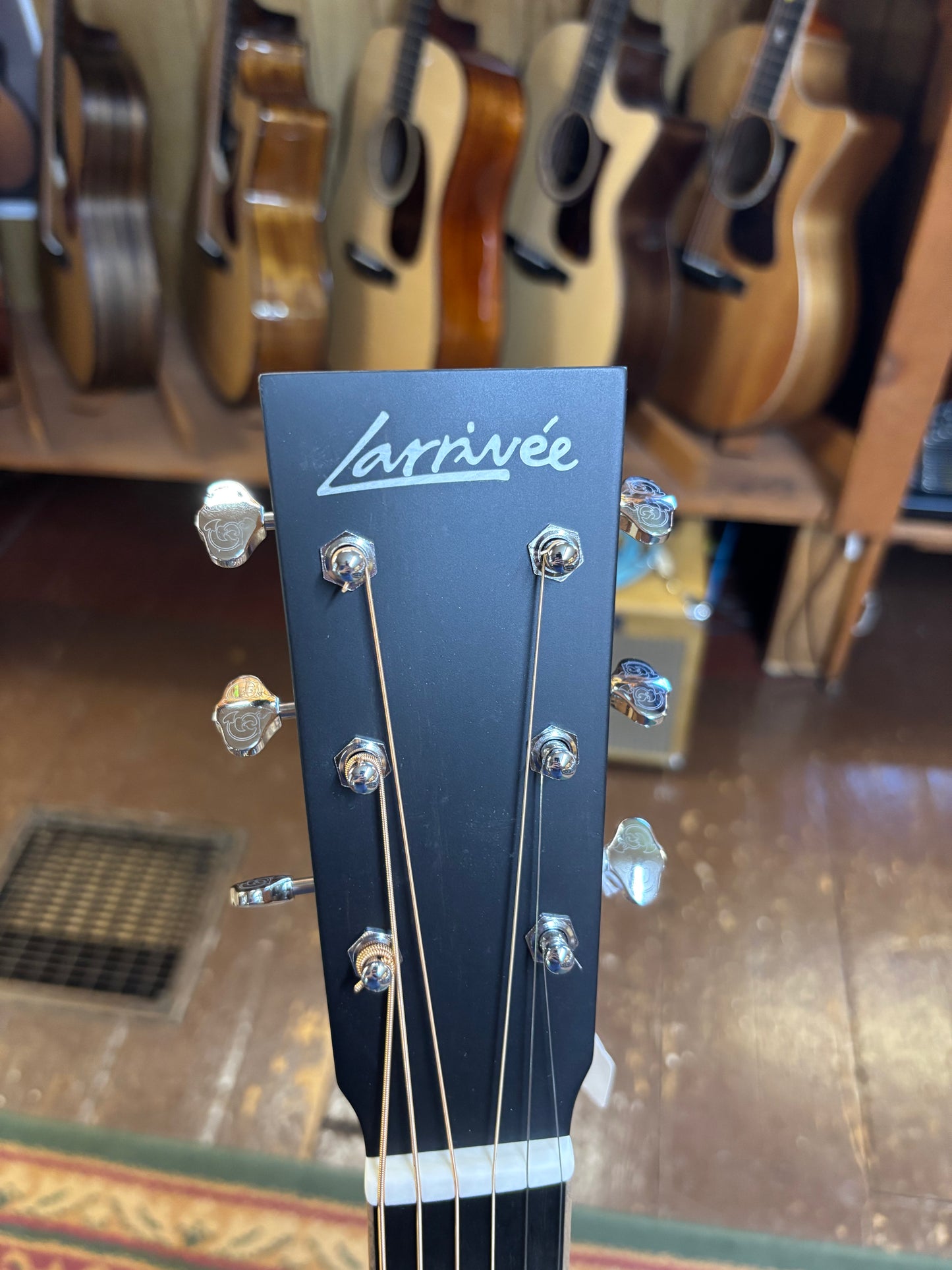 OMV-40R Legacy Series Moonwood/Rosewood Cutaway Acoustic Guitar