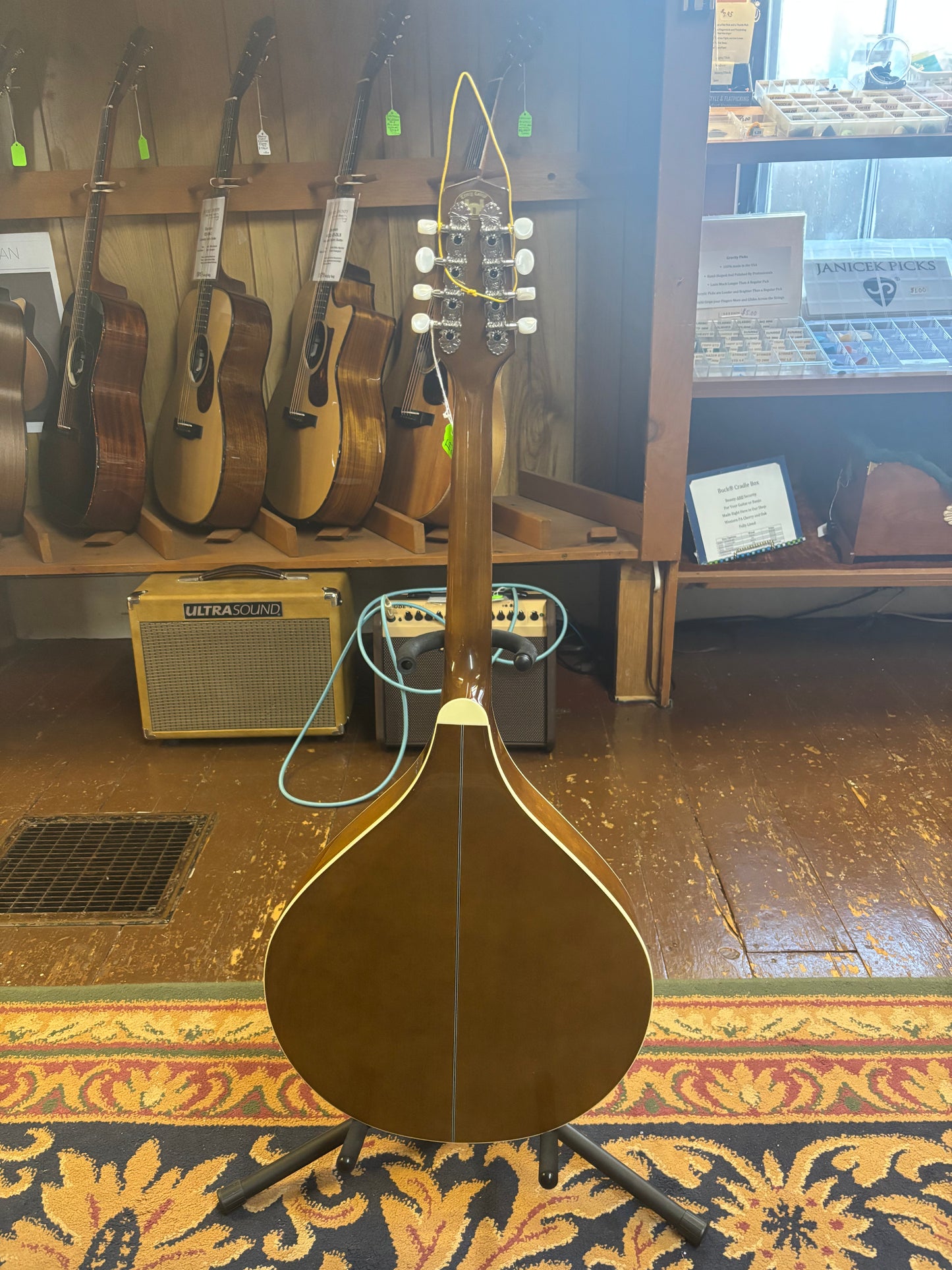 Trinity College TM-325 Standard Celtic Octave Mandolin