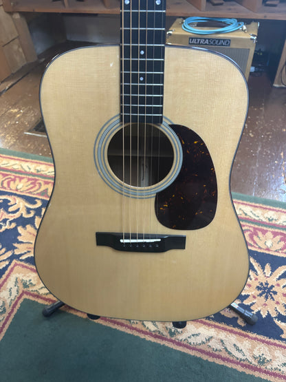 Eastman Traditional Series E10D Acoustic Guitar - USED
