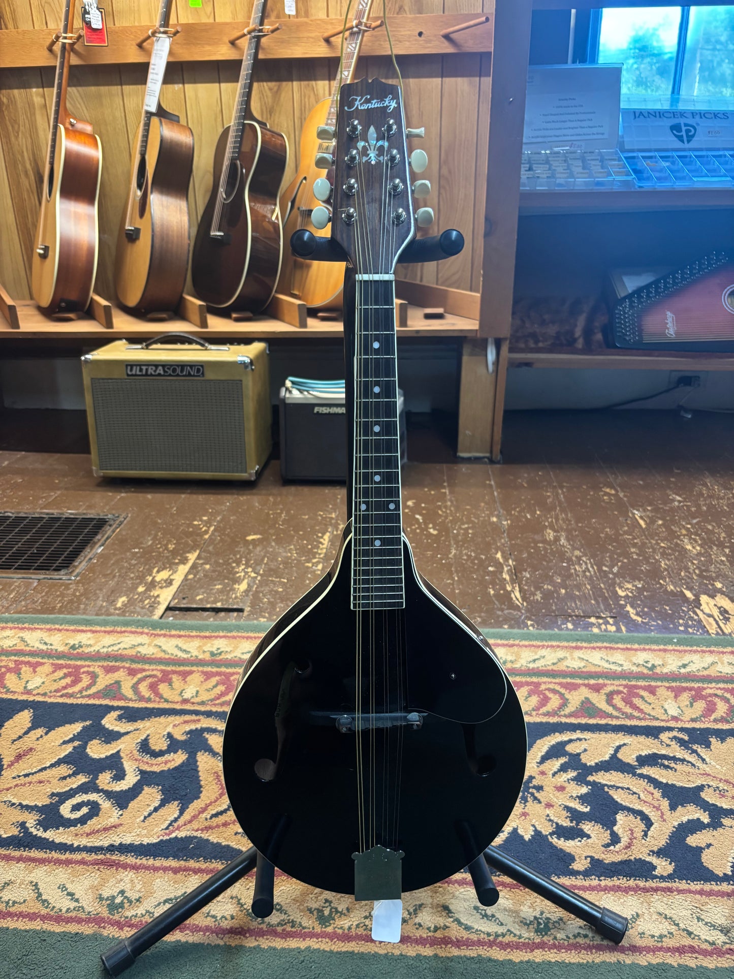 Kentucky KM-180B A-Style Mandolin - USED