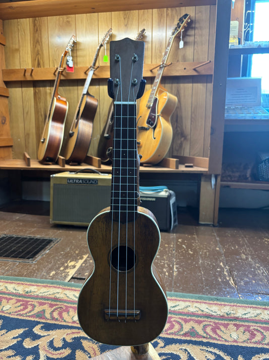 Martin c. 1920s Style 2 Koa Soprano Ukulele - USED
