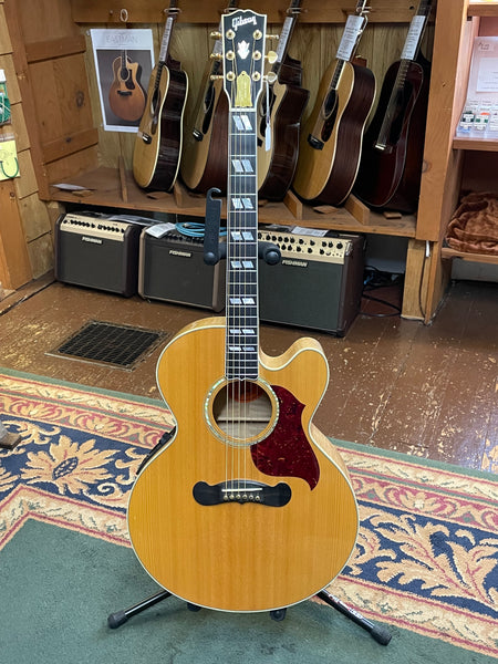 Gibson 2005 J-185-EC Custom Limited Edition Acoustic-Electric Cutaway Guitar - USED